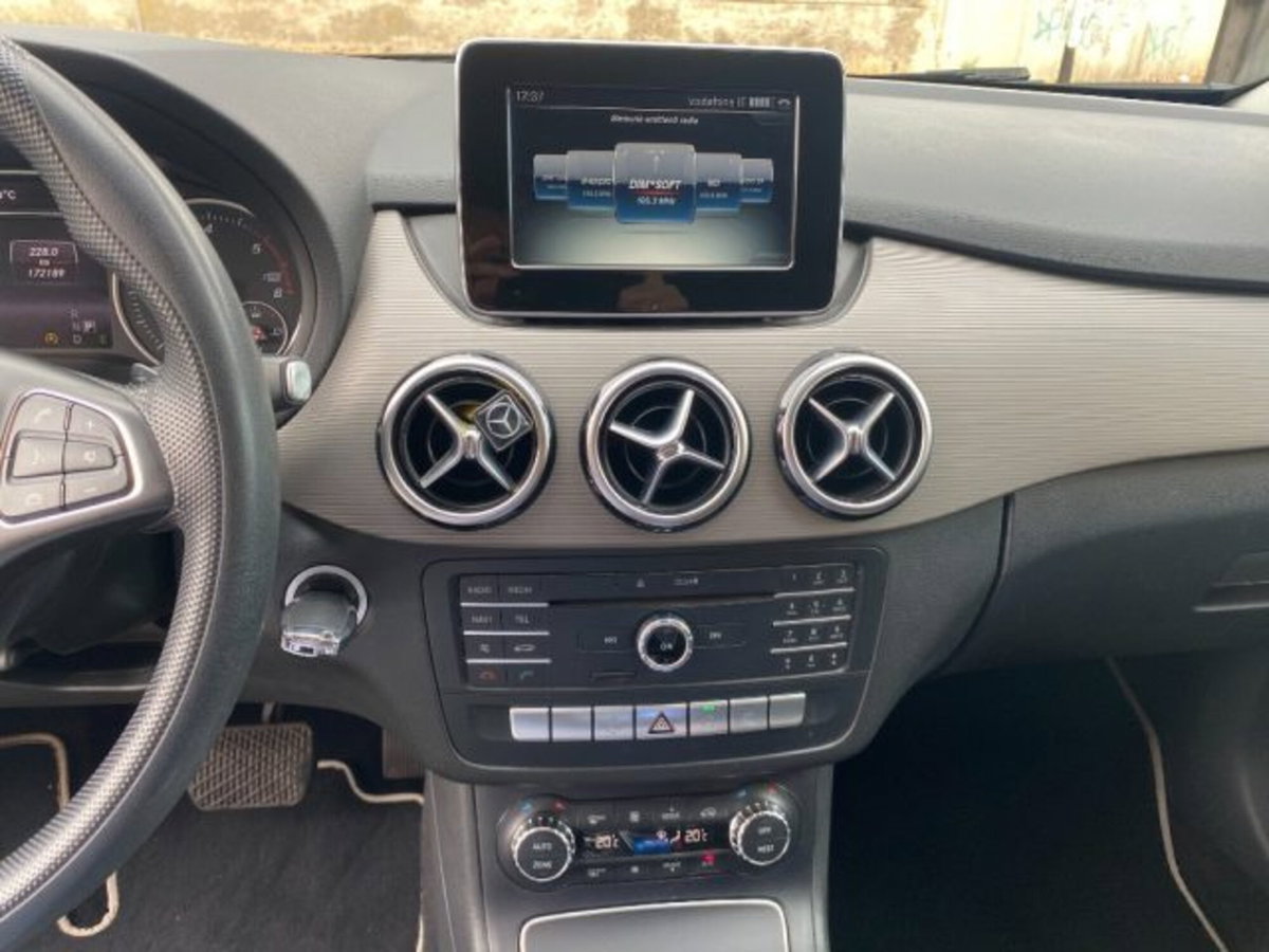 Mercedes-Benz Classe B 180 CDI Automatic Executive (8)