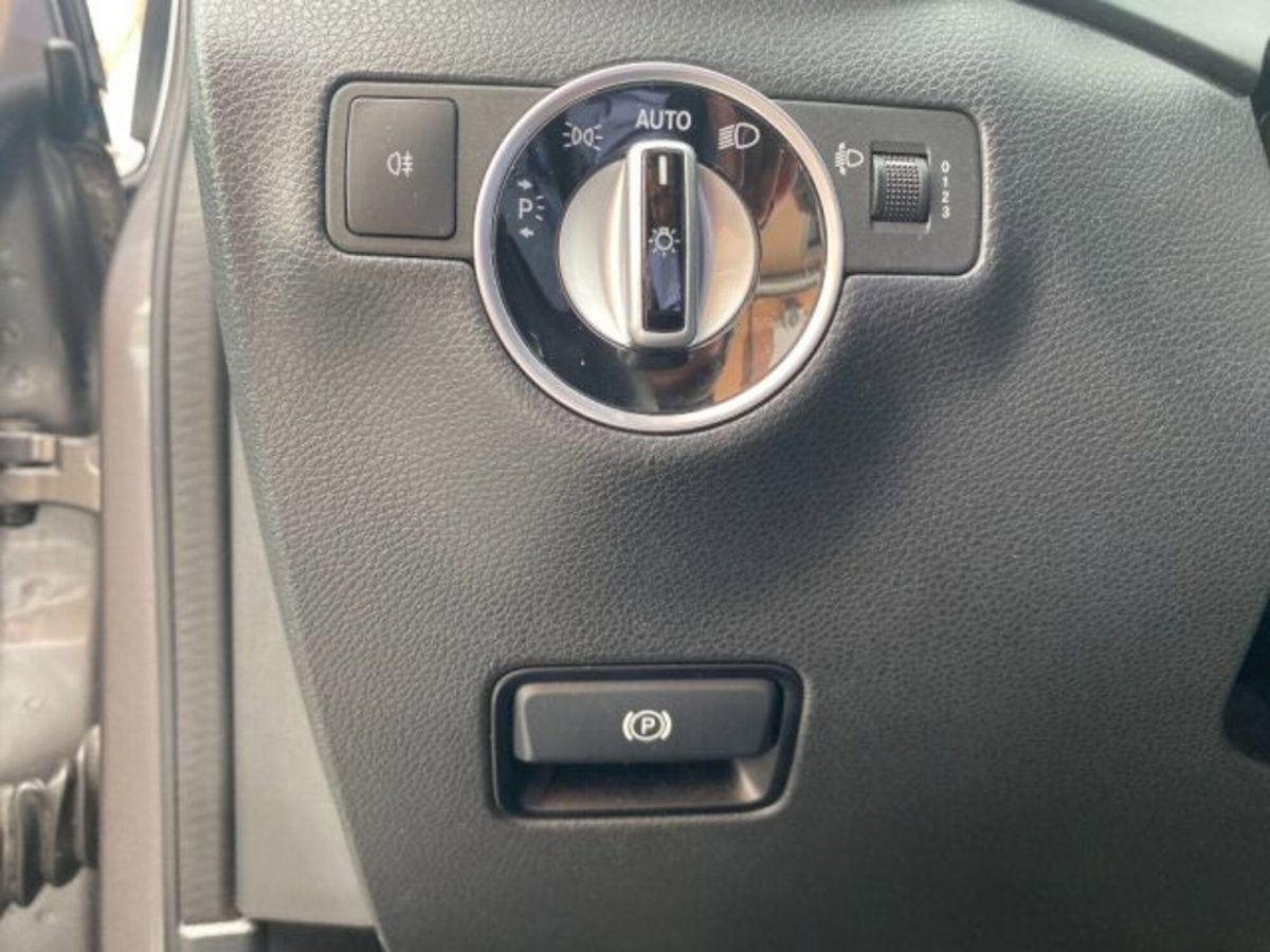 Mercedes-Benz Classe B 180 CDI Automatic Executive (9)