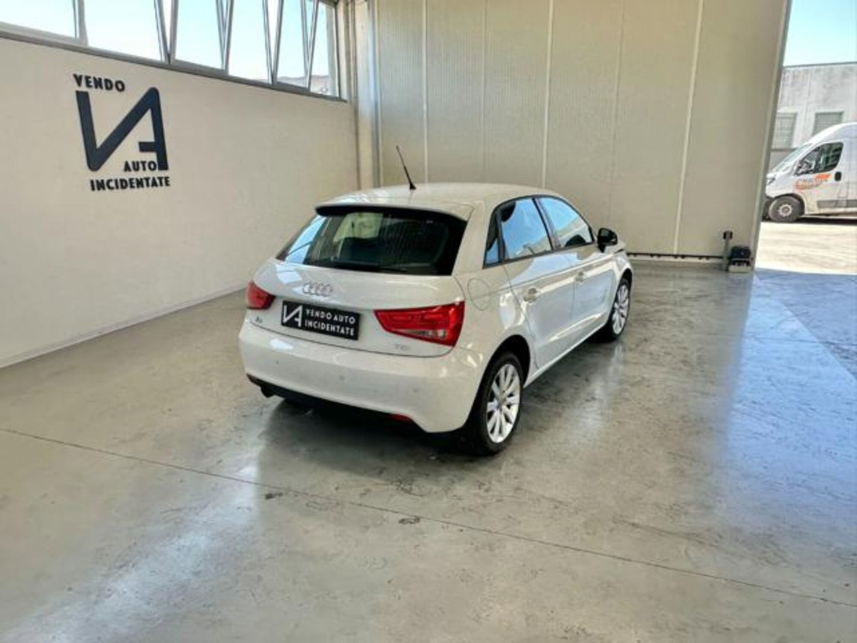 Audi A1 Sportback 1.6 TDI S tronic Ambition (7)