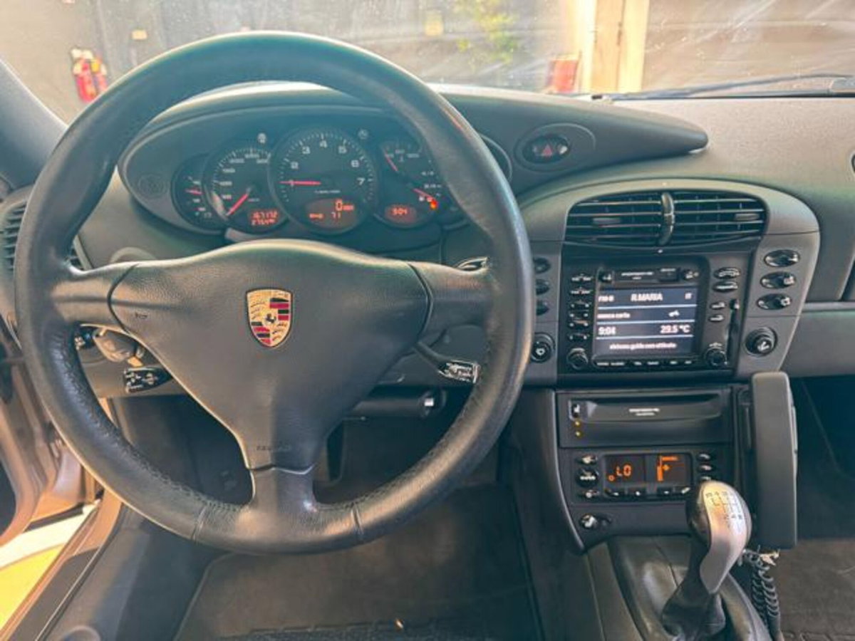 Porsche 911 Coupé 3.4 Carrera (8)