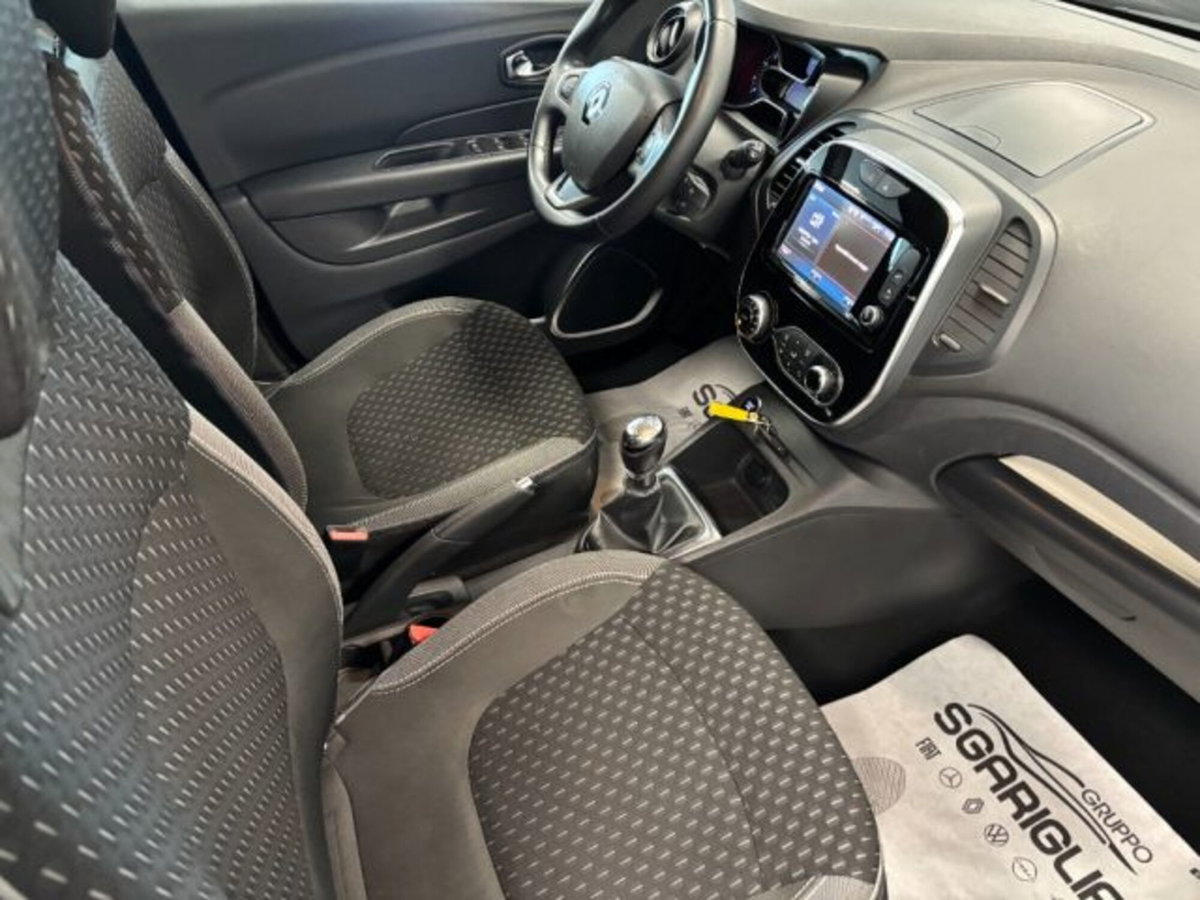 Renault Captur 1.5 dCi 8V 110 CV Start&Stop Intens (12)