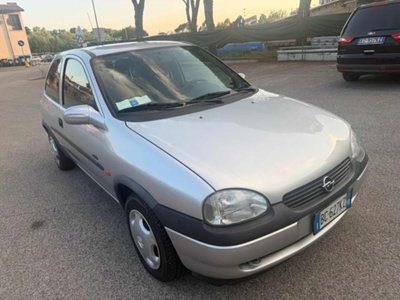 Opel Corsa 1.0i 12V cat 3 porte 100 (19)