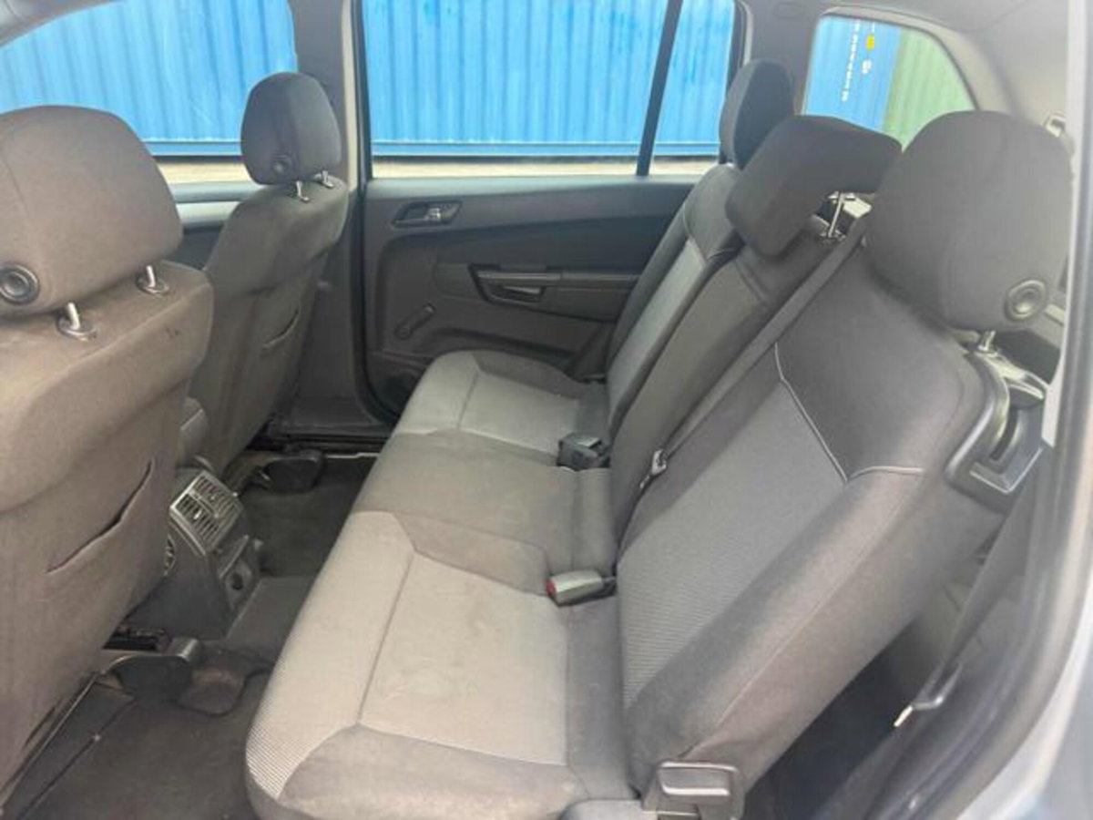 Opel Zafira 1.7 CDTI 110CV Enjoy (12)