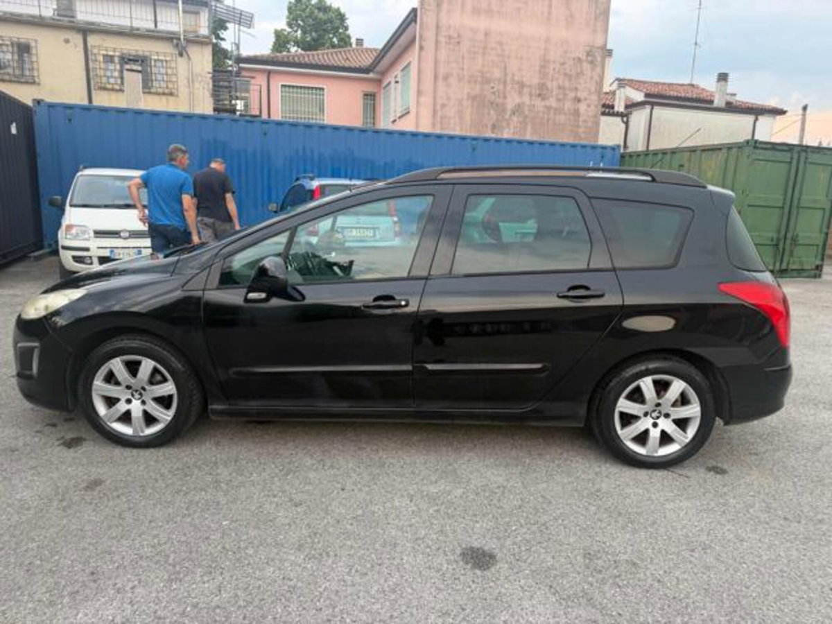 Peugeot 308 SW 1.6 8V e-HDi 112CV Stop&Start robotiz. Active (11)