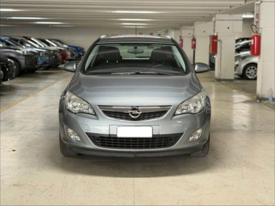 Opel Astra Station Wagon 1.4 Turbo 140CV Sports GPL Tech Cosmo (2)