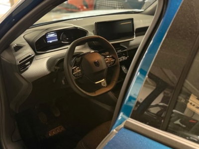 Peugeot 2008 1.2 puretech Style s&s 100cv (10)