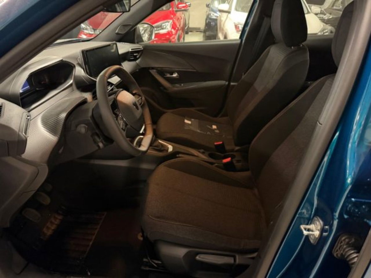Peugeot 2008 1.2 puretech Style s&s 100cv (11)