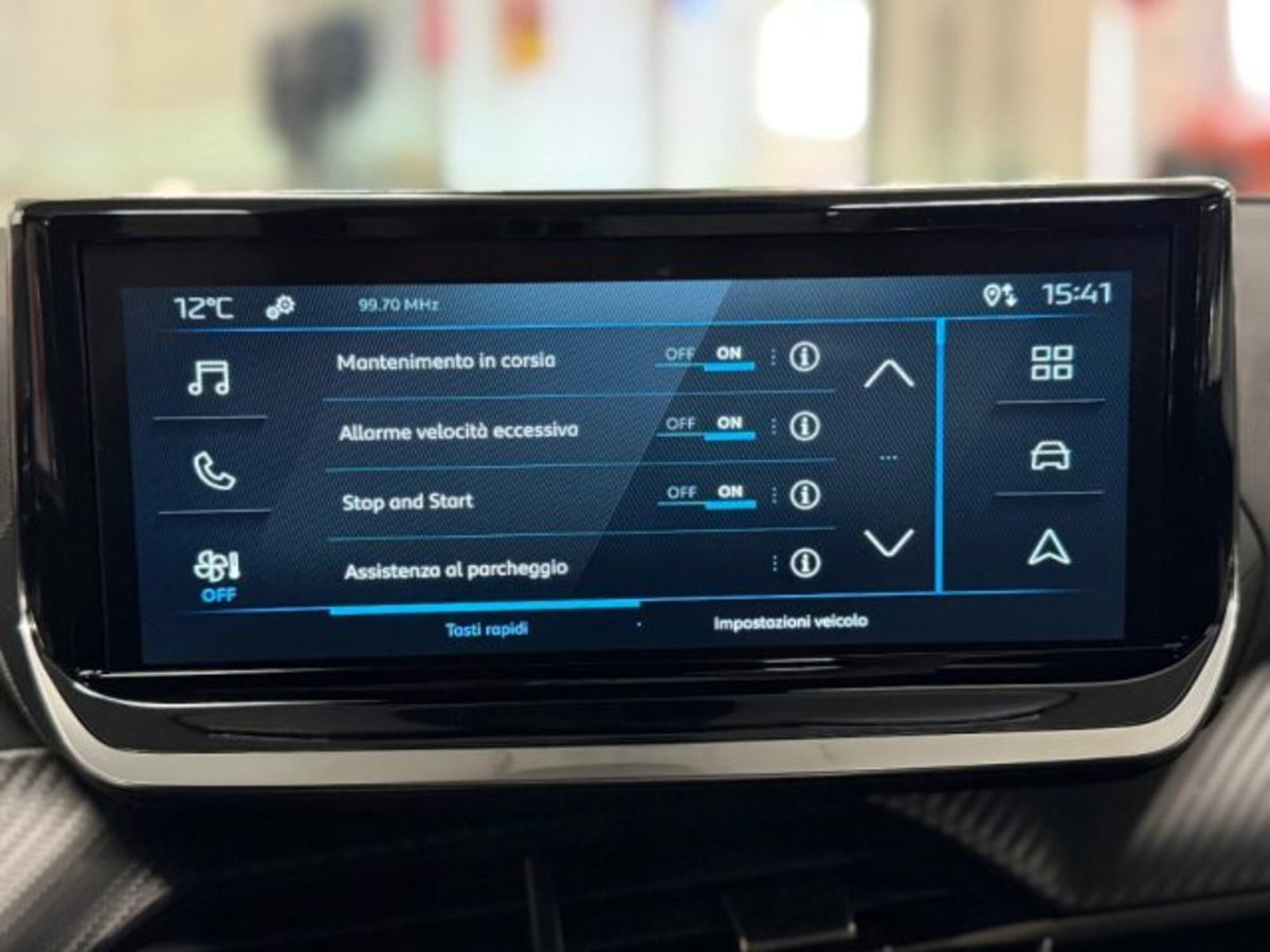 Peugeot 2008 1.2 puretech Style s&s 100cv (14)