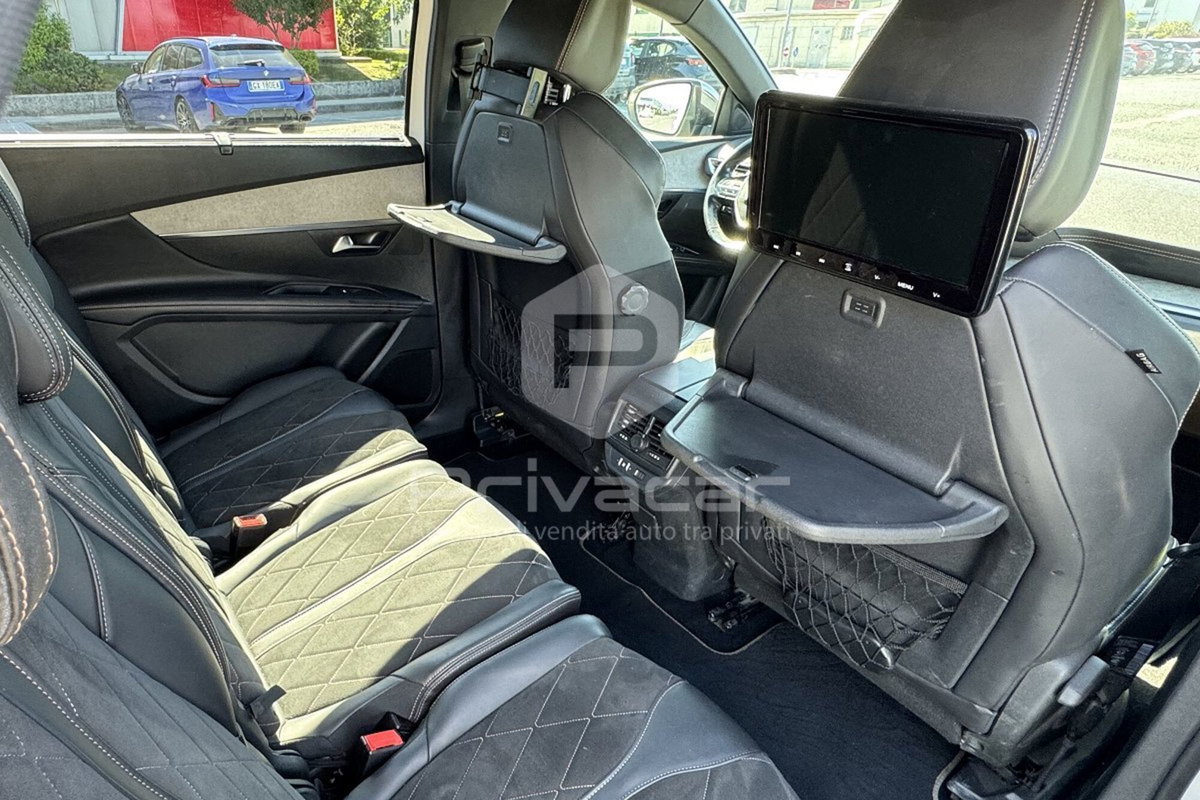 Peugeot 5008 BlueHDi 180 S&S EAT8 GT Pack (14)