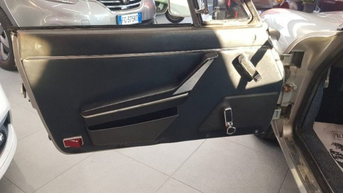 Alfa Romeo Spider 1.6 (13)