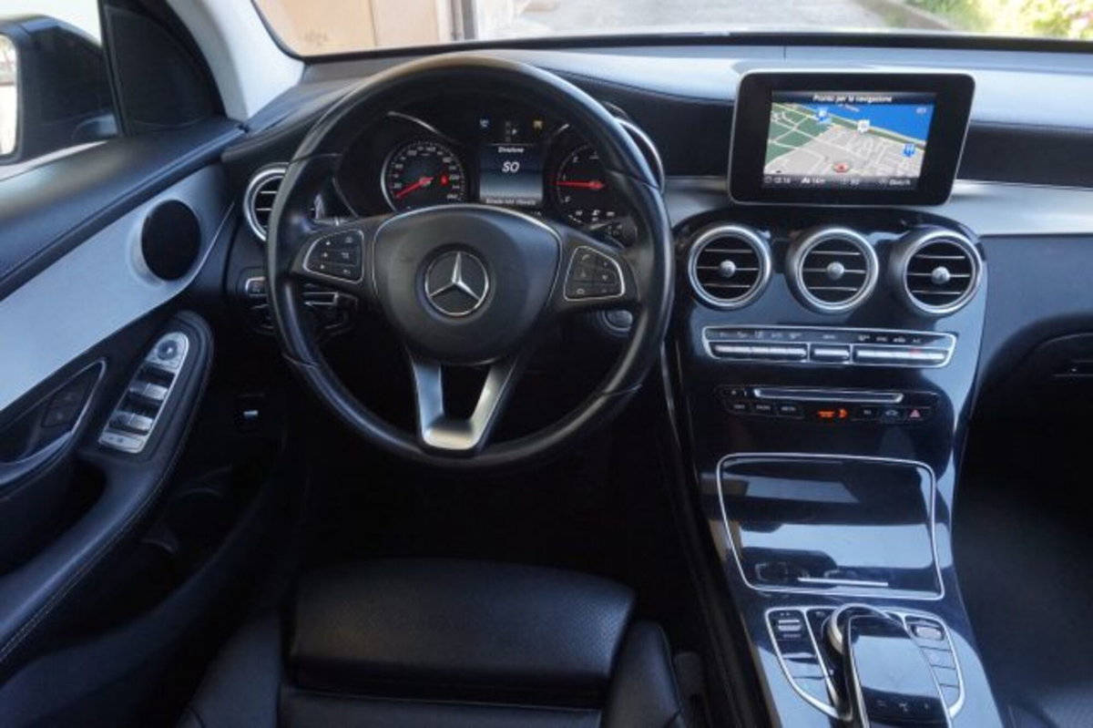 Mercedes-Benz GLC Coupé 220 d 4Matic Coupé Sport (14)