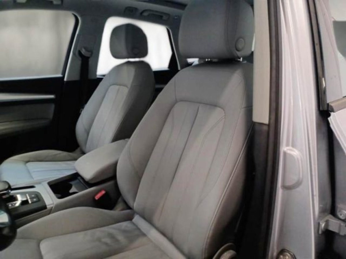 Audi Q5 40 TDI 204 CV quattro S tronic Business (9)
