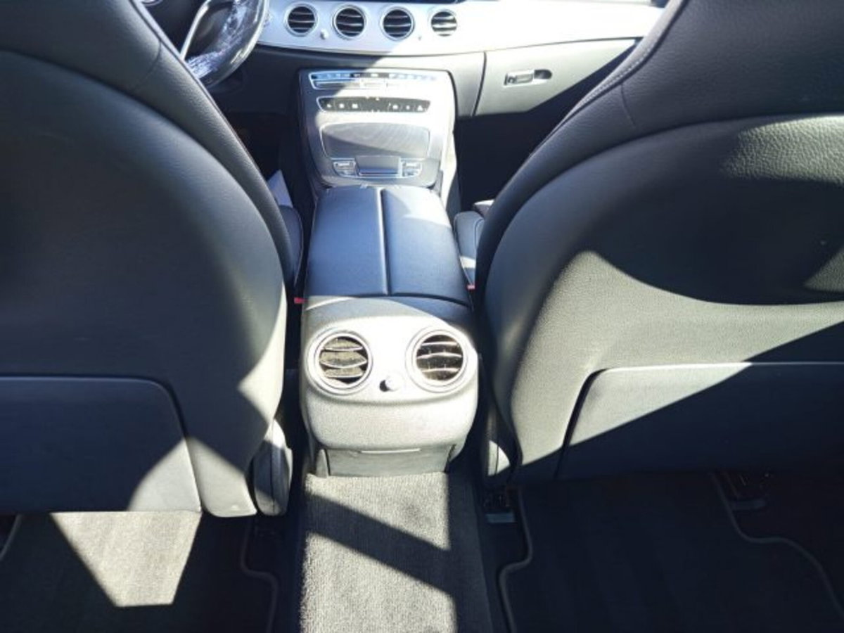 Mercedes-Benz Classe E Station Wagon 300 de Auto EQ-Power Business Sport (12)