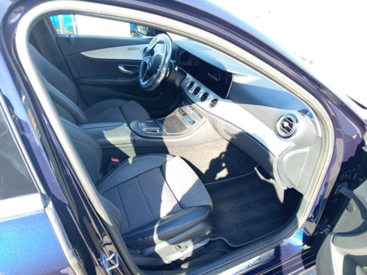 Mercedes-Benz Classe E Station Wagon 300 de Auto EQ-Power Business Sport (5)