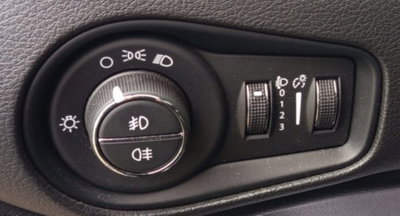 Jeep Renegade 1.3 T4 DDCT Limited (17)