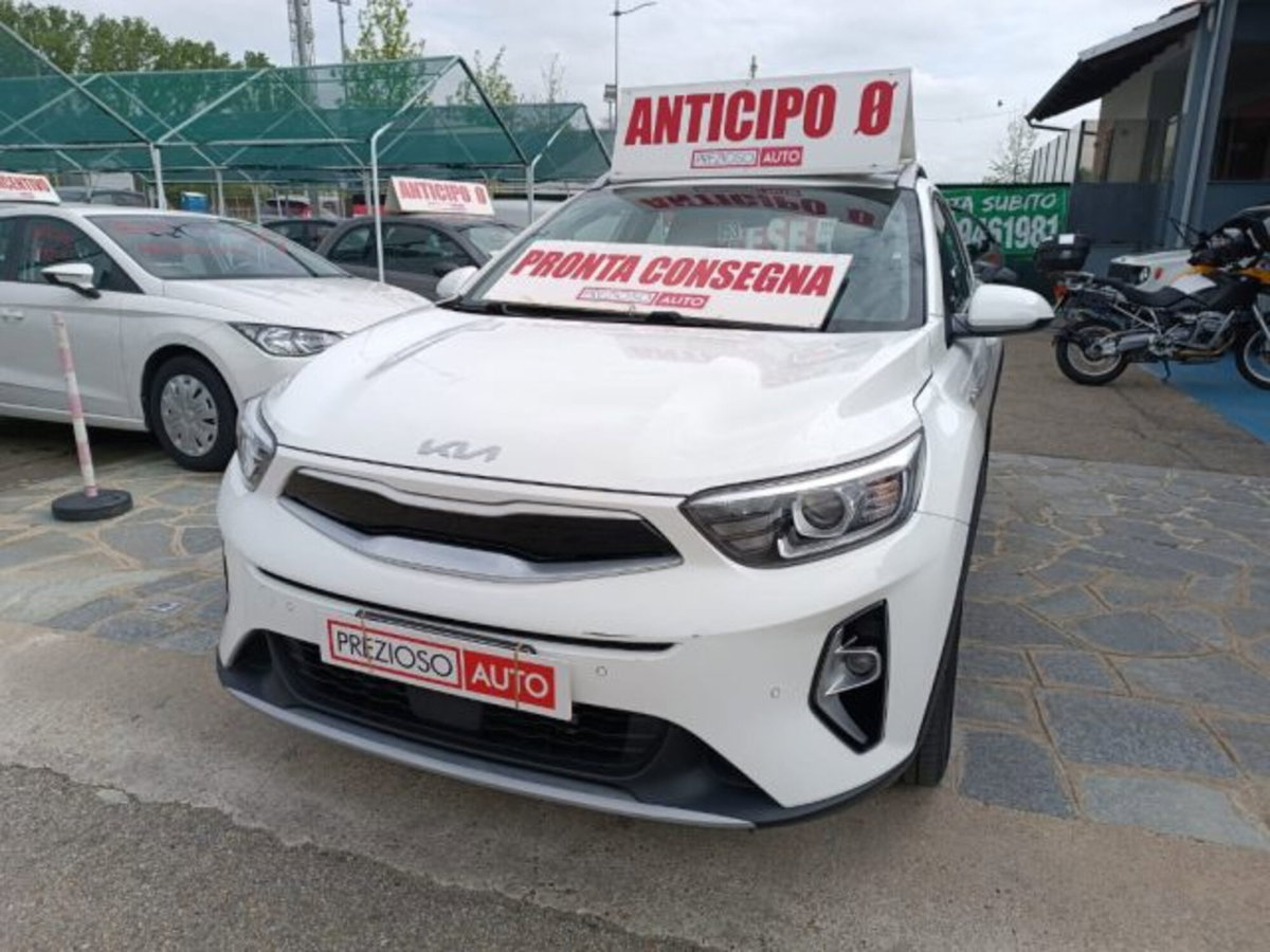 Kia Stonic 1.0 T-GDi 100 CV MHEV MT Style (2)