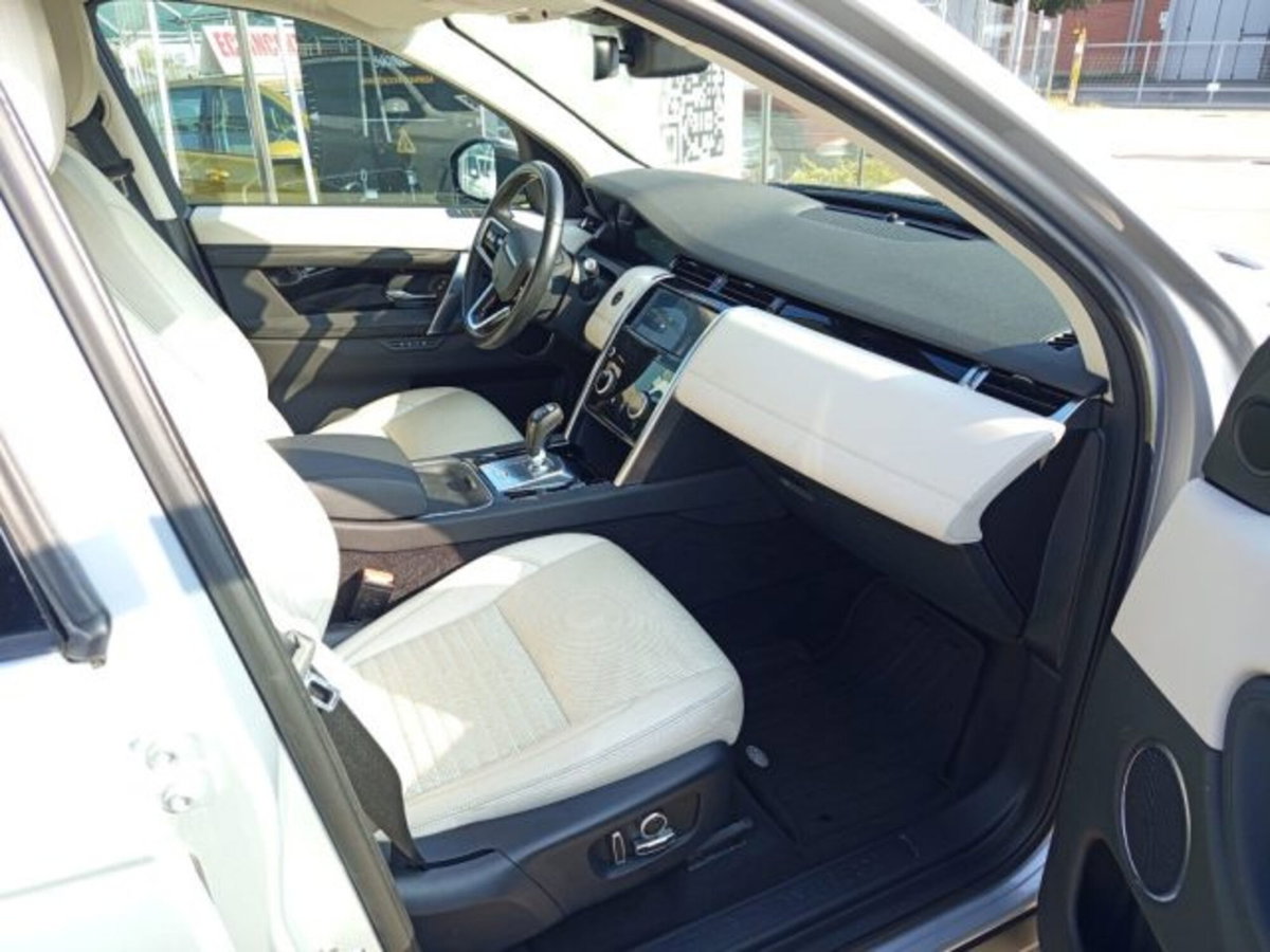 Land Rover Discovery Sport 2.0 TD4 204 CV AWD Auto R-Dynamic SE (12)