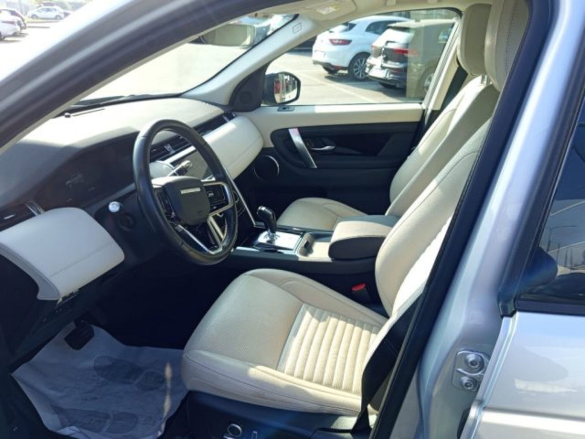 Land Rover Discovery Sport 2.0 TD4 204 CV AWD Auto R-Dynamic SE (6)
