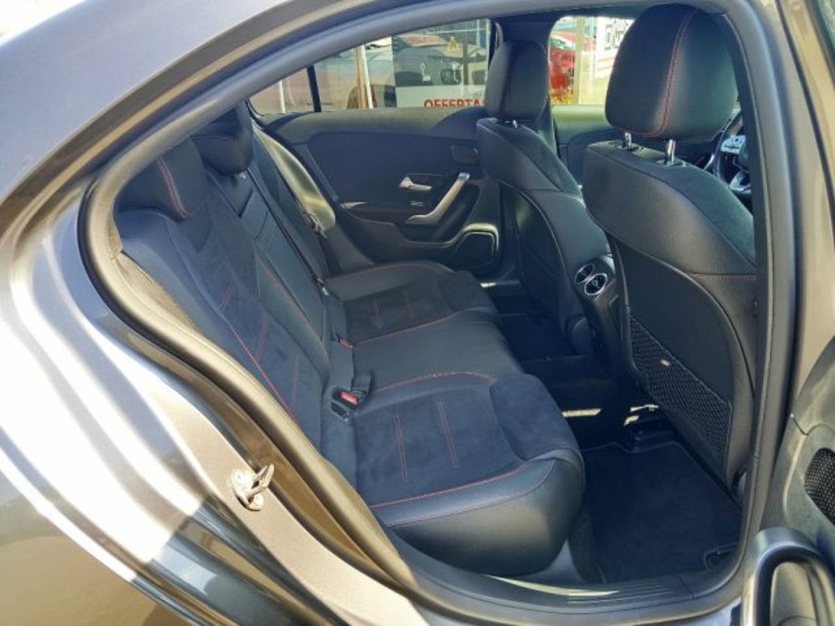 Mercedes-Benz Classe A Sedan 200 d AMG Line Premium Plus auto (8)