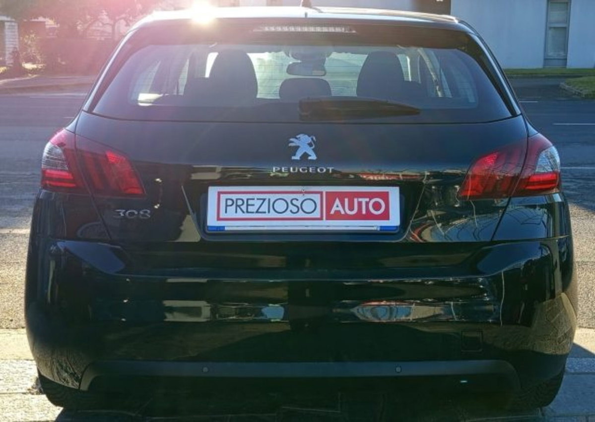 Peugeot 308 PureTech Turbo 130 S&S Active Pack (4)
