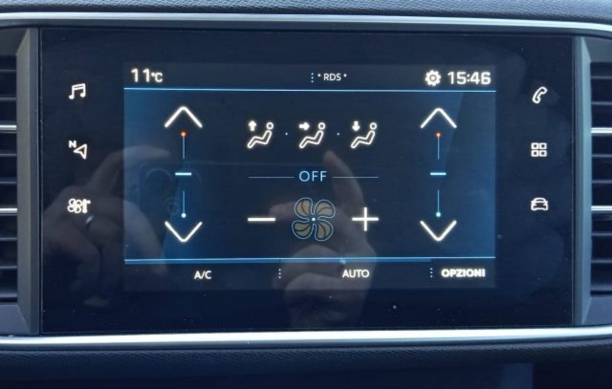 Peugeot 308 PureTech Turbo 130 S&S Active Pack (5)