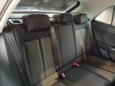 Volkswagen T-Roc 1.0 TSI Business BlueMotion Technology (10)