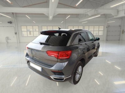 Volkswagen T-Roc 1.0 TSI Business BlueMotion Technology (2)