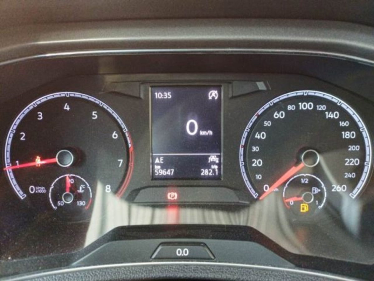 Volkswagen T-Roc 1.0 TSI Business BlueMotion Technology (4)