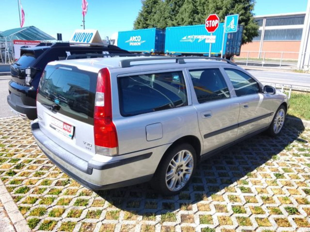 Volvo V70 2.4i turbo 20V cat T Optima (2)