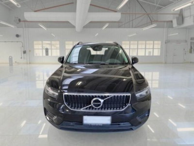 Volvo XC40 T2 Momentum Core (3)