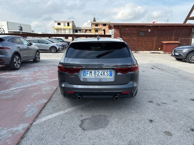 Jaguar XF Sportbrake 2.0 D 240 CV AWD aut. Prestige (6)