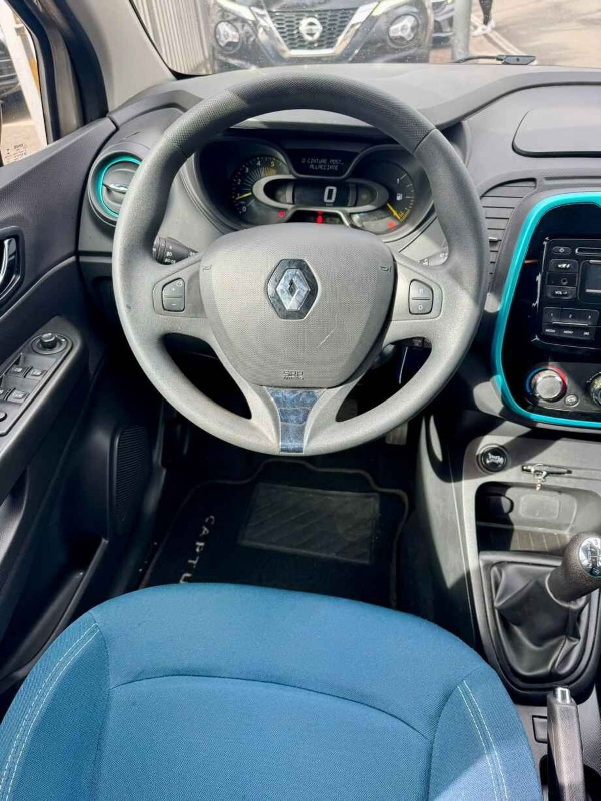 Renault Captur 1.5 dCi 8V 90 CV Start&Stop Iconic (13)