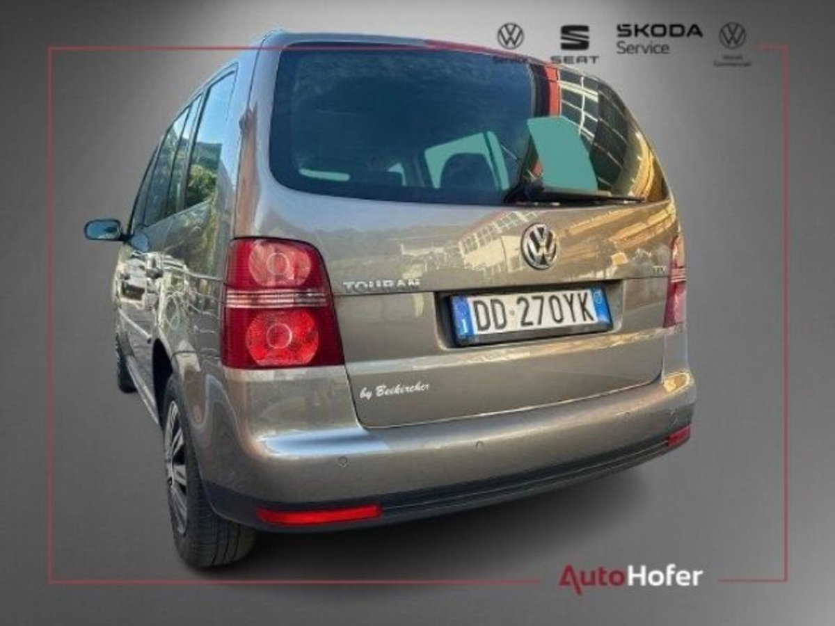 Volkswagen Touran 1.9 TDI 105CV DPF (2)