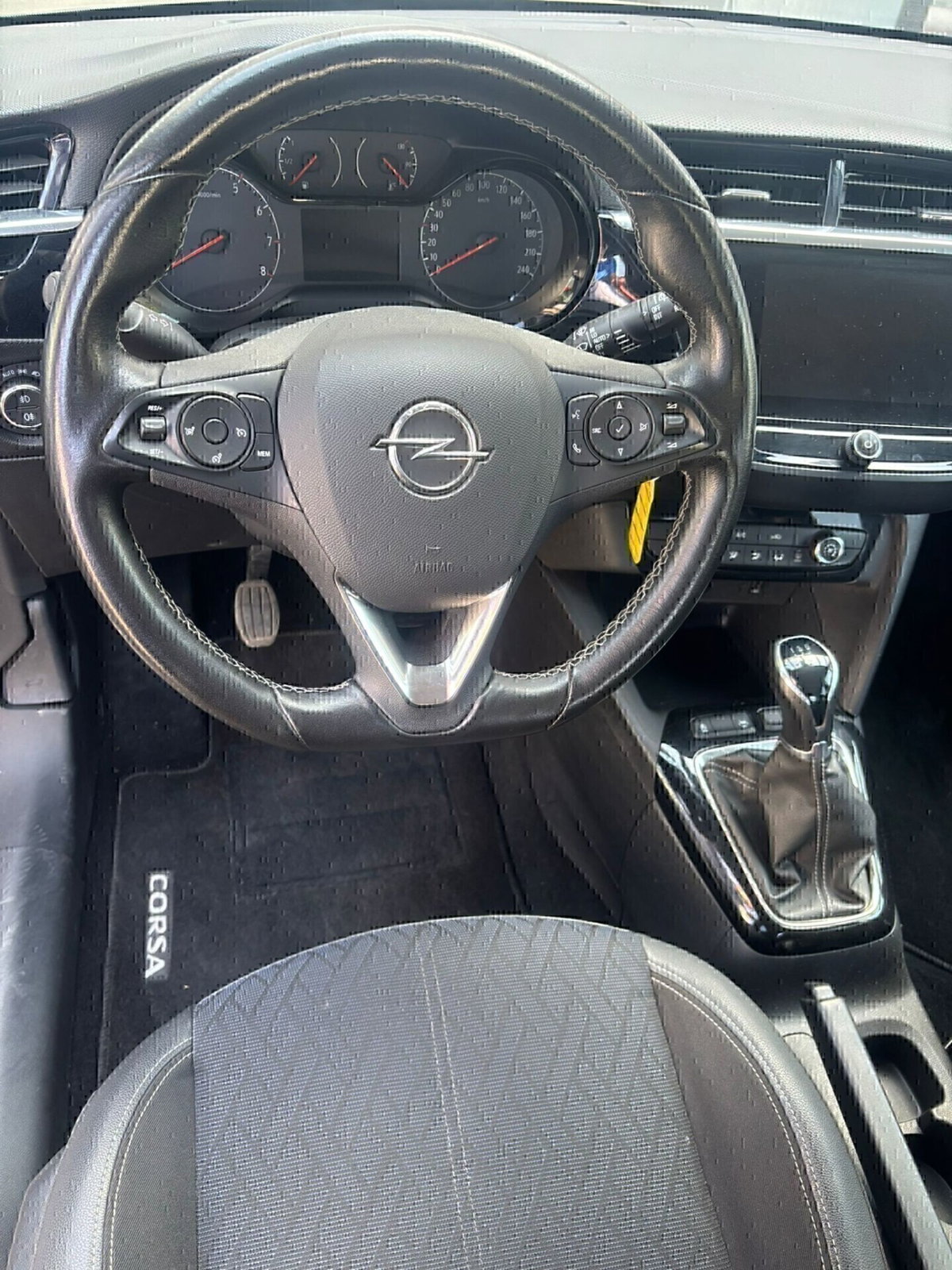 Opel Corsa 1.2 Elegance (9)