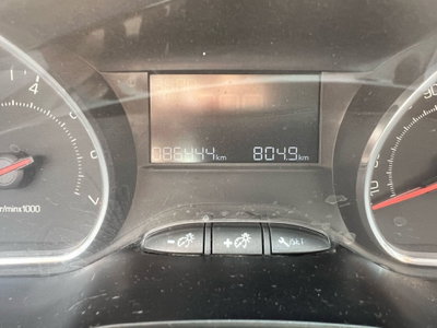 Peugeot 208 VTi 95 CV 5p. GPL Active (14)
