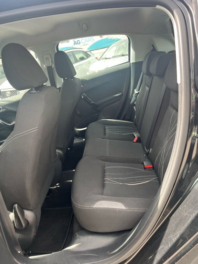 Peugeot 208 VTi 95 CV 5p. GPL Active (15)
