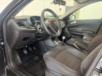 Alfa Romeo Giulietta 1.4 Turbo Super 120cv (10)