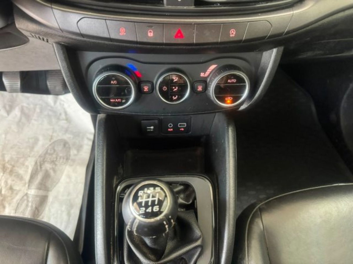 Fiat Tipo Station Wagon Tipo 1.6 Mjt S&S DCT SW S-Design (14)