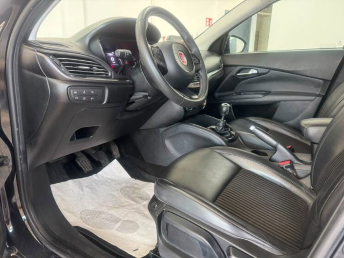 Fiat Tipo Station Wagon Tipo 1.6 Mjt S&S DCT SW S-Design (8)