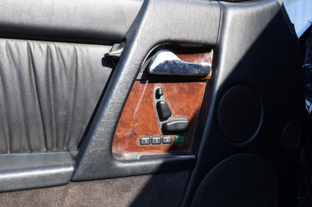 Mercedes-Benz 320 Cabrio 320 SL cat (19)