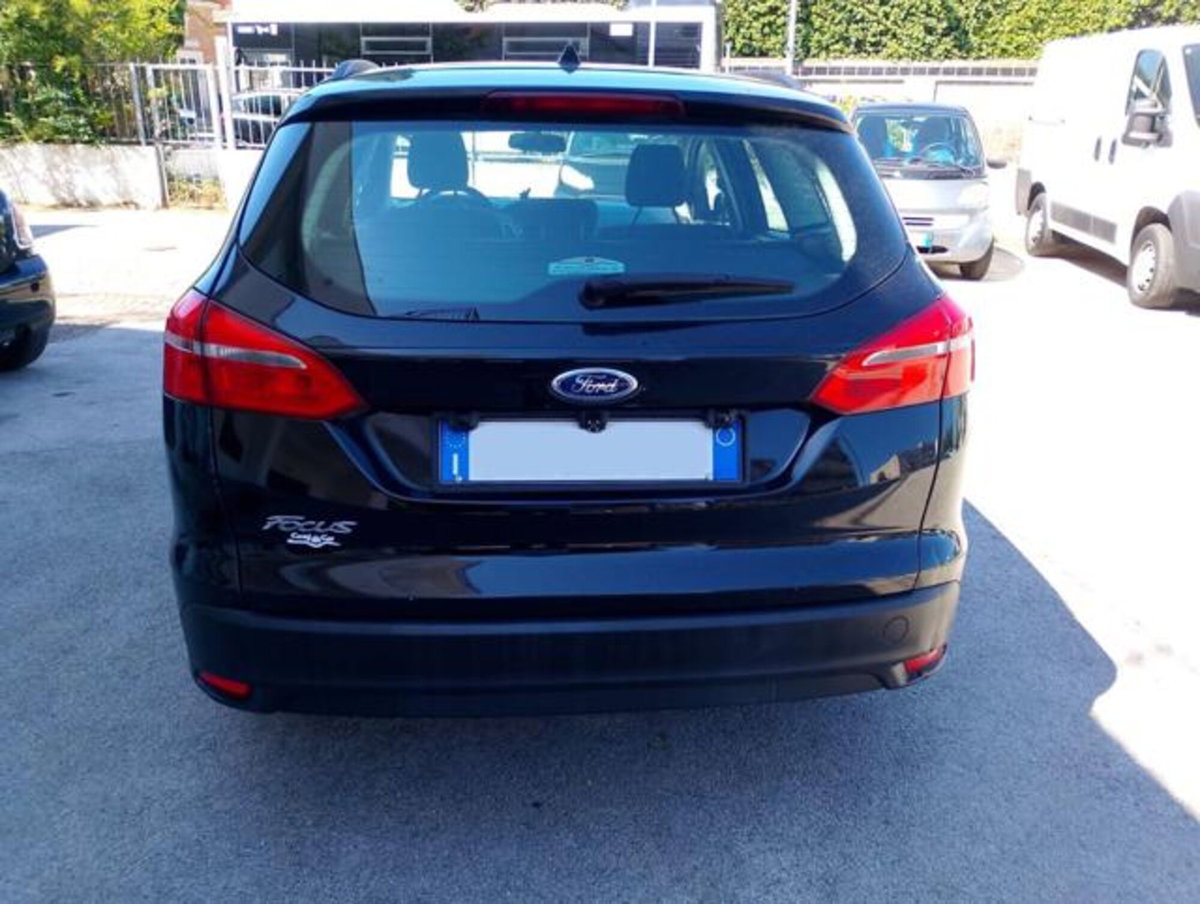Ford Focus Station Wagon 1.5 TDCi 120 CV Start&Stop SW Plus (5)