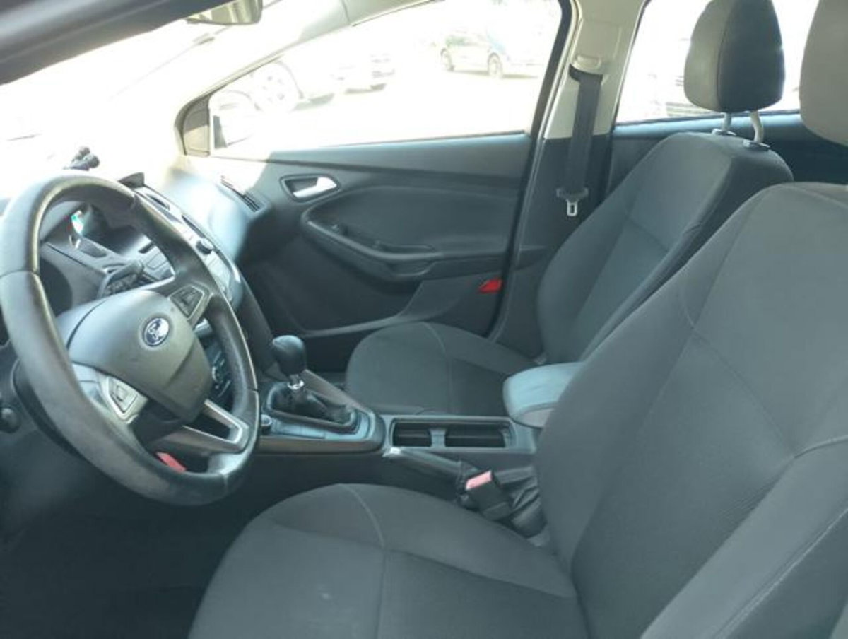 Ford Focus Station Wagon 1.5 TDCi 120 CV Start&Stop SW Plus (9)