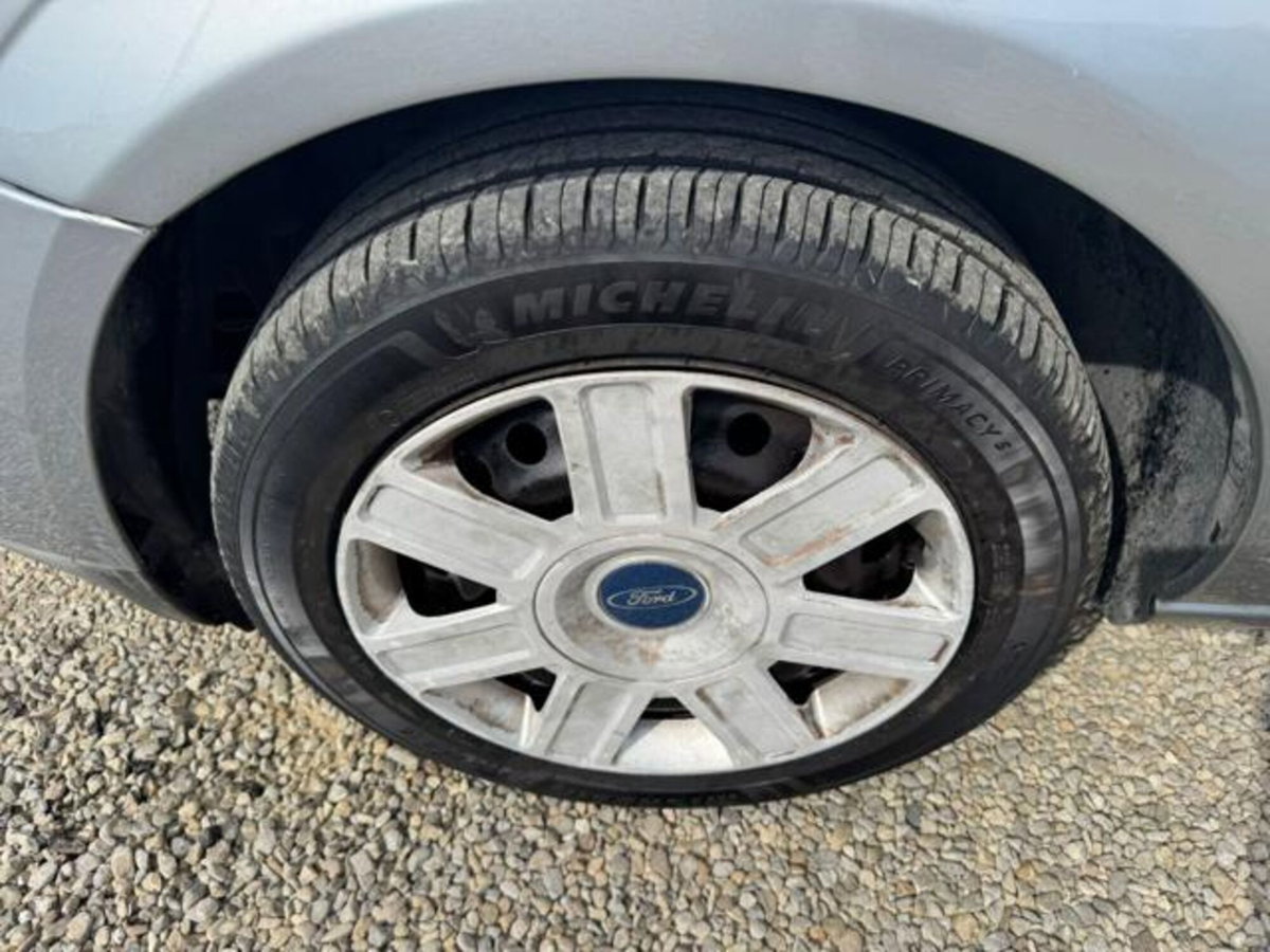 Ford Mondeo Station Wagon 2.0 16V TDCi (130CV) SW Ghia (7)