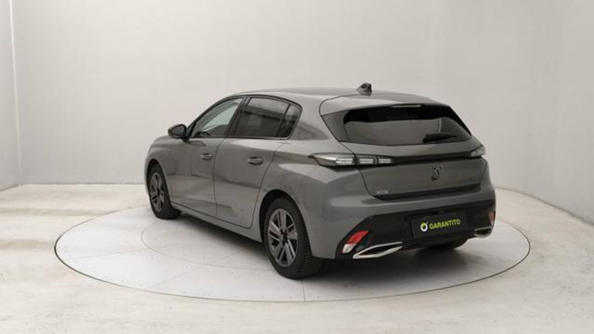 Peugeot 308 1.2 puretech t Allure s&s 130cv (3)