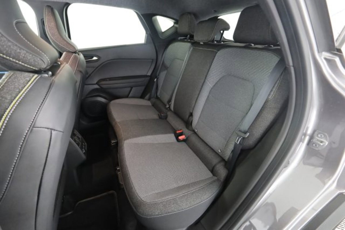 Renault Captur 1.0 eco-g Techno 100cv (3)