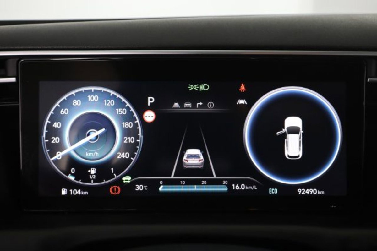 Hyundai Tucson 1.6 hev Xline 4wd auto (7)