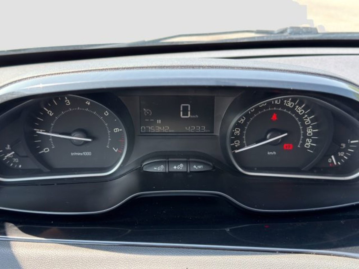 Peugeot 208 82 Stop&Start 5 porte Allure (15)