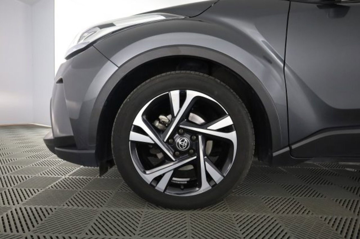 Toyota Toyota C-HR 2.0 Hybrid E-CVT Lounge (8)