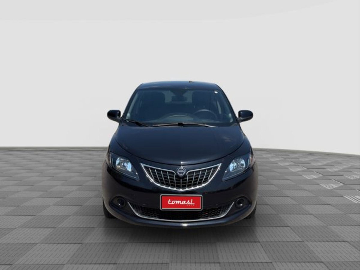 Lancia Ypsilon 1.0 FireFly 5 porte S&S Hybrid Ecochic A. Ferretti (8)