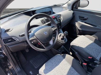 Lancia Ypsilon 1.0 FireFly 5 porte S&S Hybrid Ecochic A. Ferretti (9)